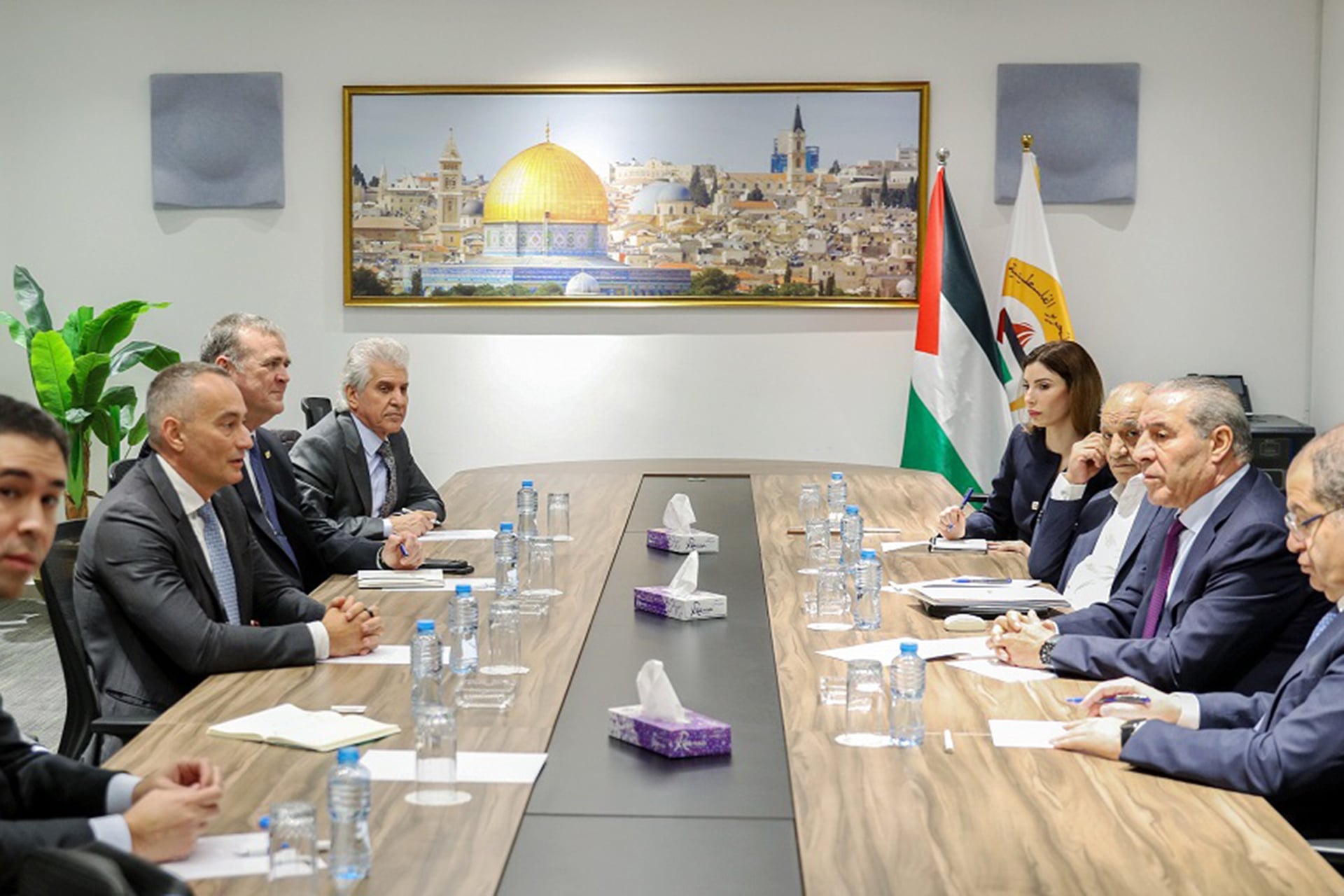 Mladenov Discusses Gaza Plan with Palestinian Official