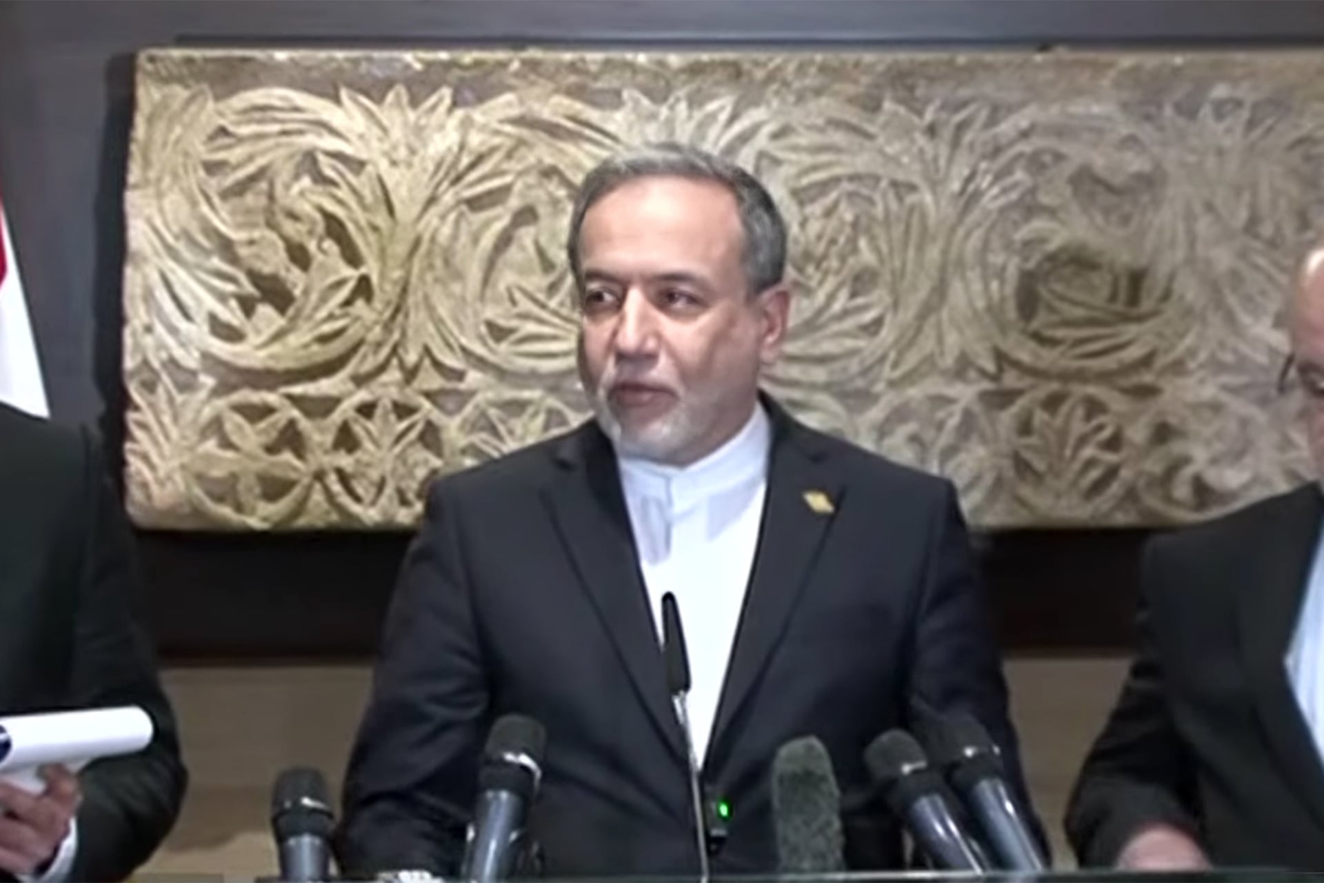 Iran Ready for War if Washington Desires, Says Official