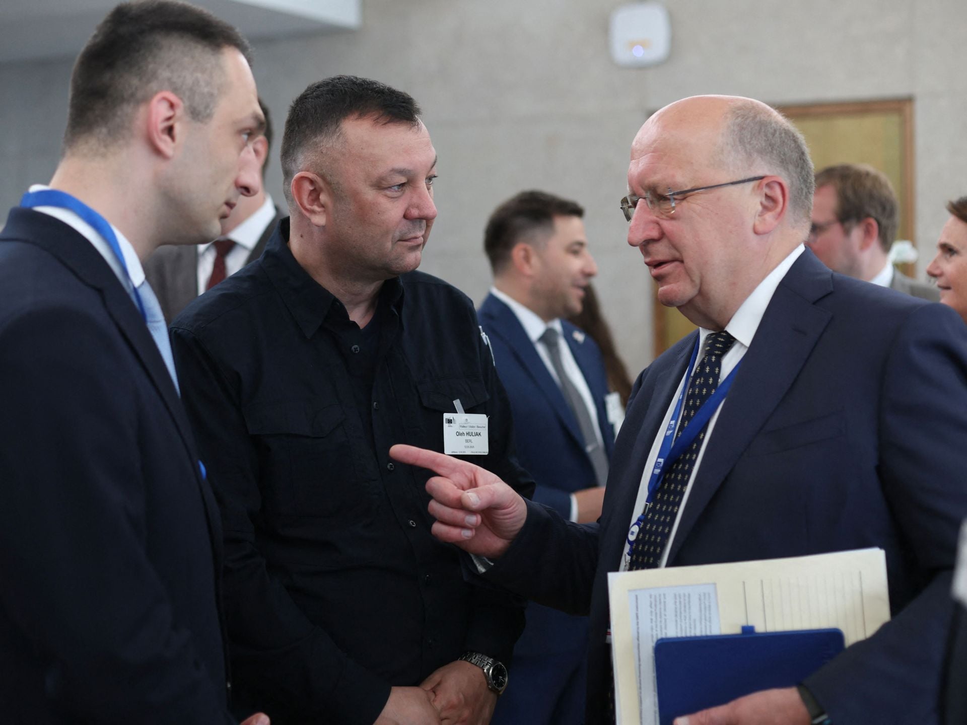 EU Defense Chief Calls for Joint European Military Force