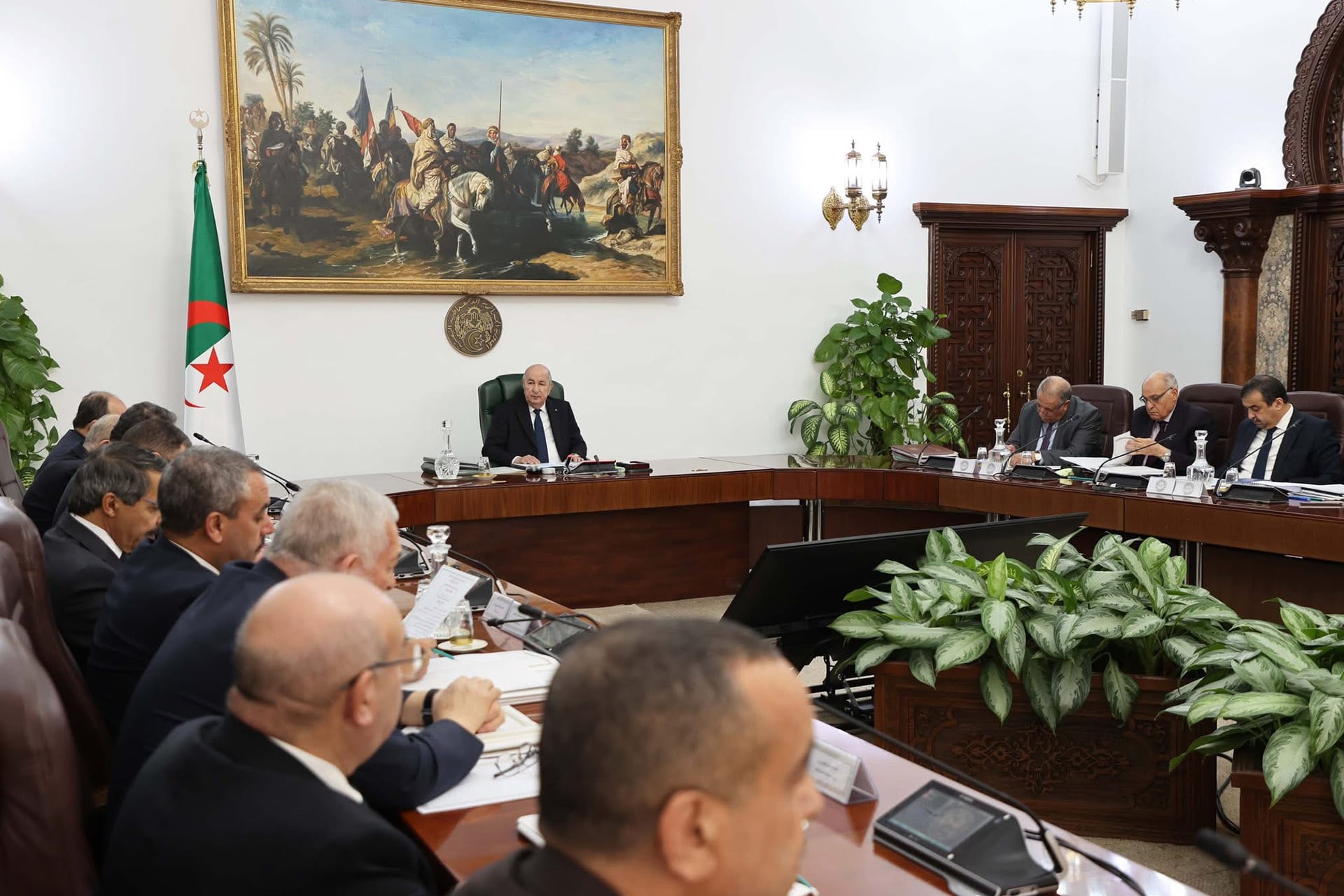 Algeria to Regularize Status of Undocumented Citizens Abroad