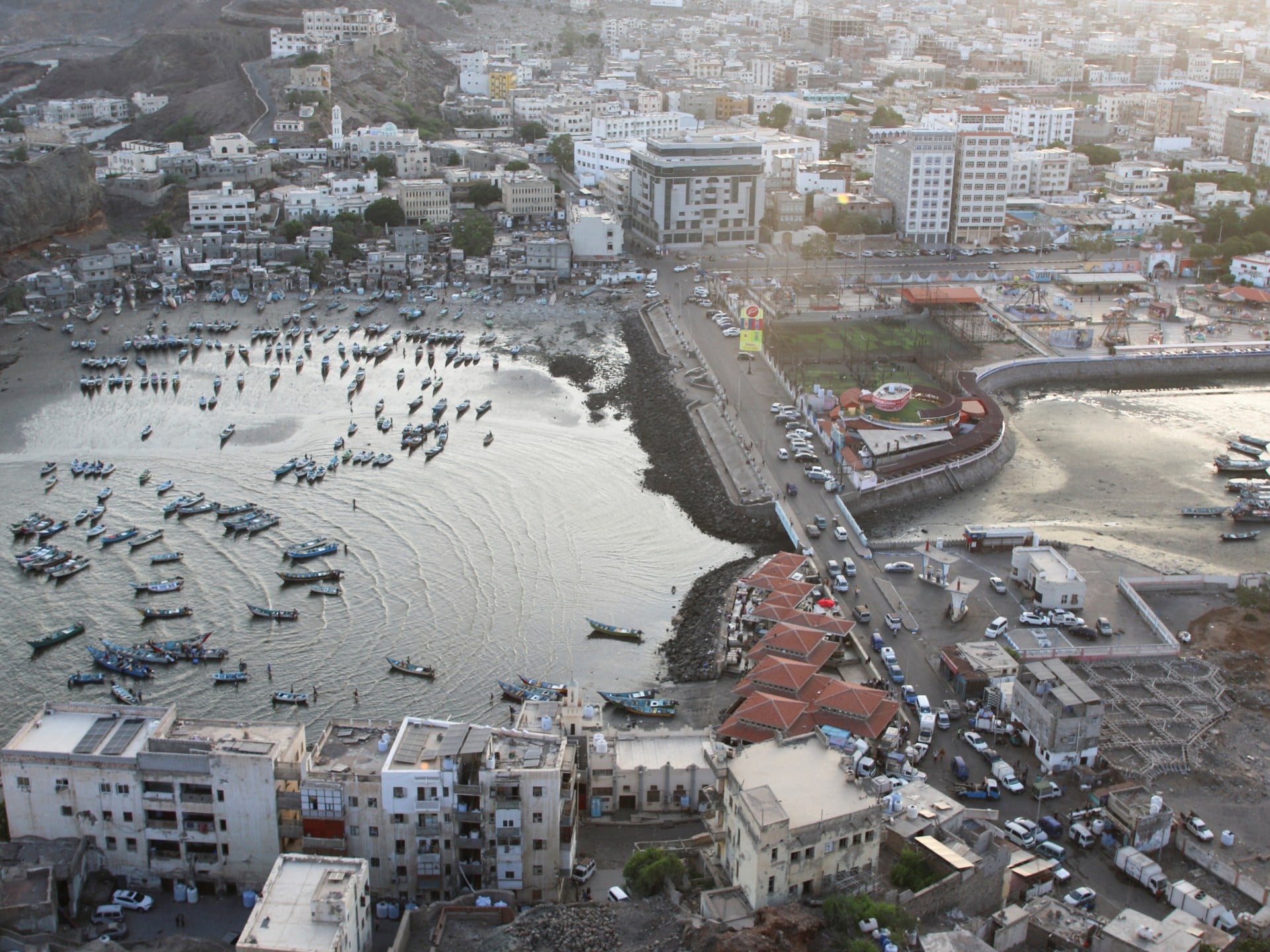 Aden: Can Yemen’s Interim Capital Recover?