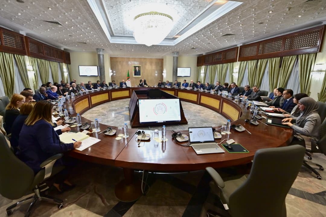 Government Meeting Focuses on Education, Culture, and Training