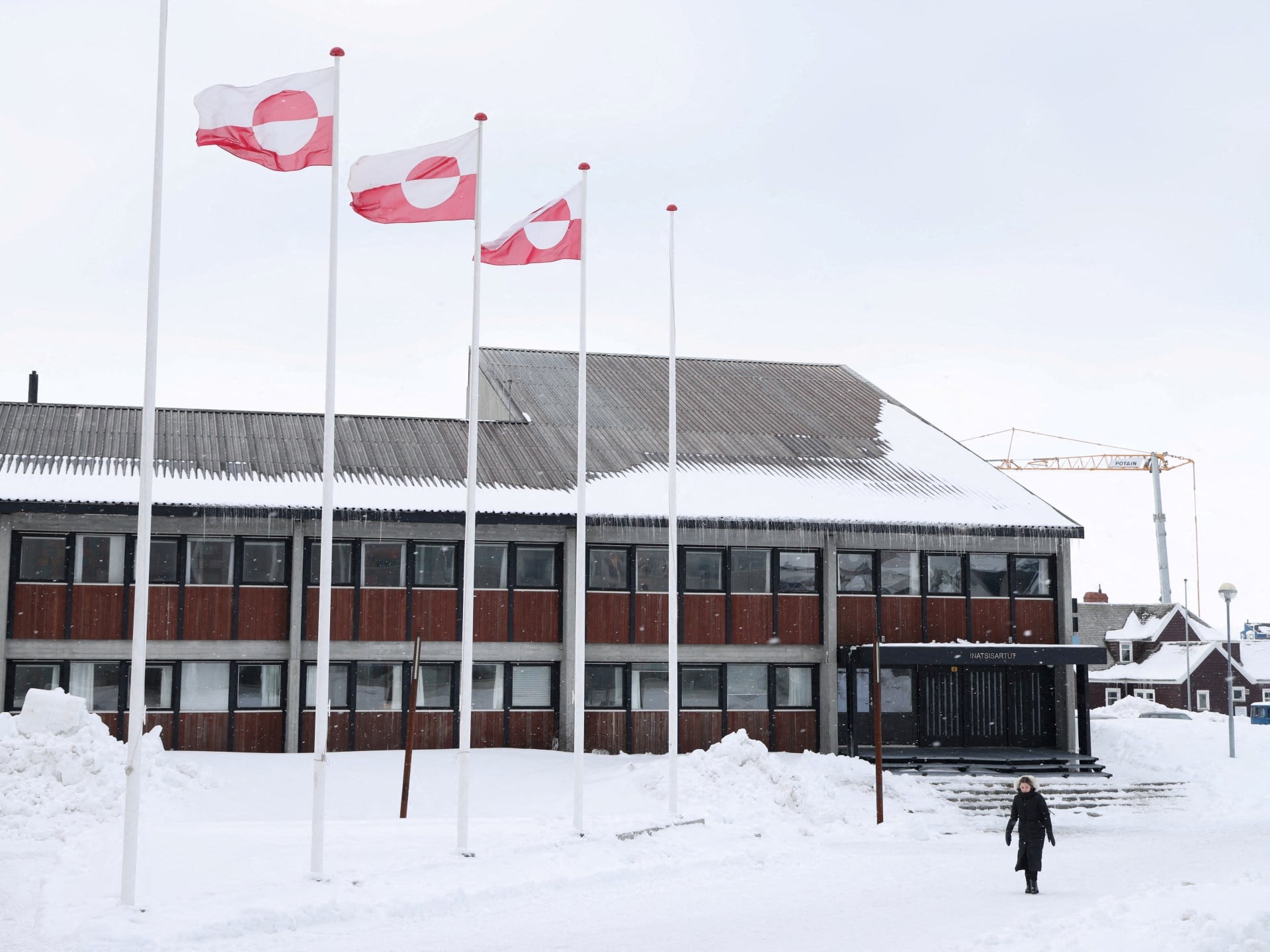 Greenland: France Warns of Economic Fallout as US Begins Talks with Denmark