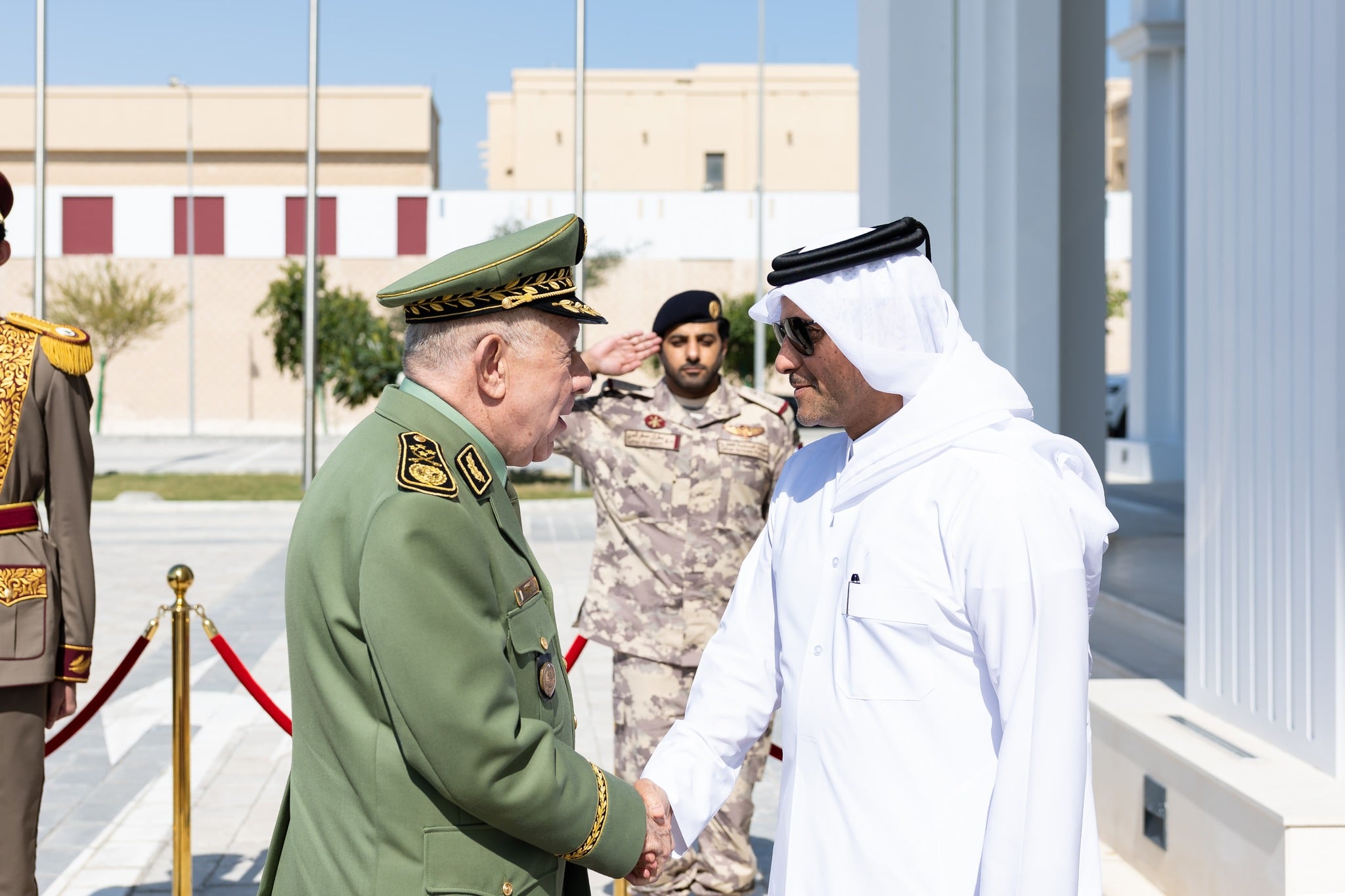 Chief of Staff Chengriha Meets Qatari Defense Official in Doha