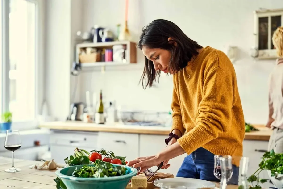 Simple Daily Habits to Boost Energy and Mood