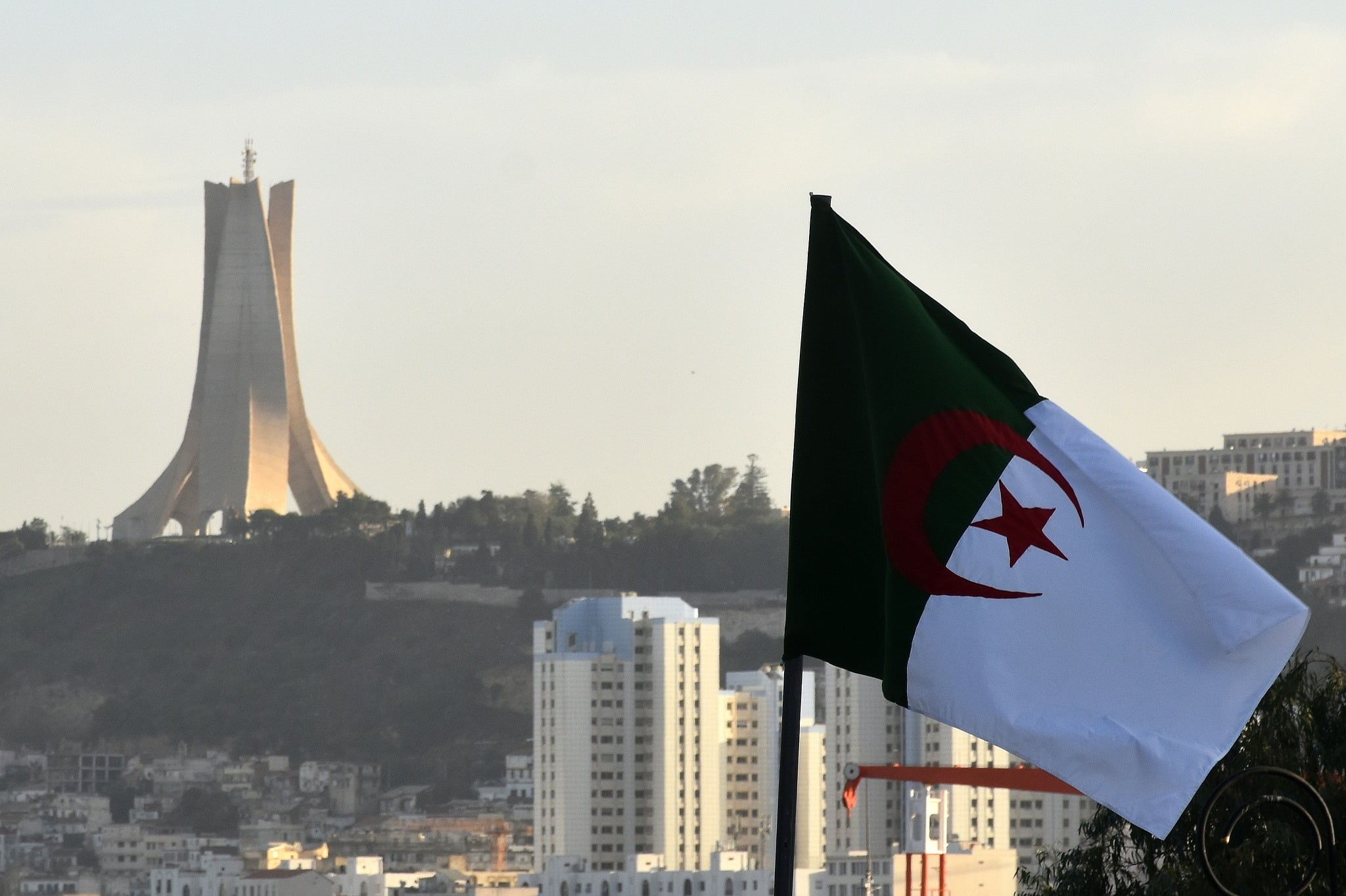Algeria Initiates Procedures to Cancel Air Services Agreement with the UAE