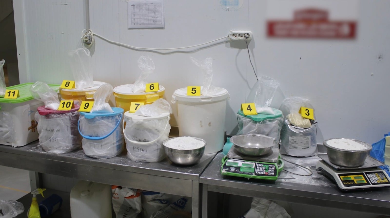 Blida Gendarmerie Uncovers Company Producing Tortilla Bread with Spoiled Flour