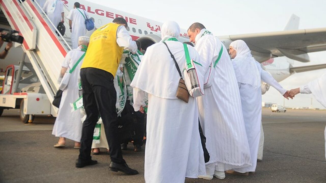 Details of the travel ticket booking process to the Holy Sites for Algerian pilgrims