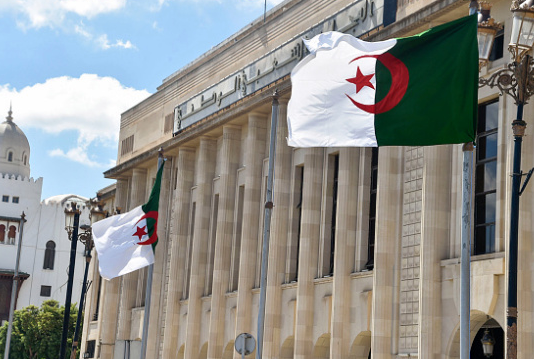 Political Parties Bill Receives Political Praise