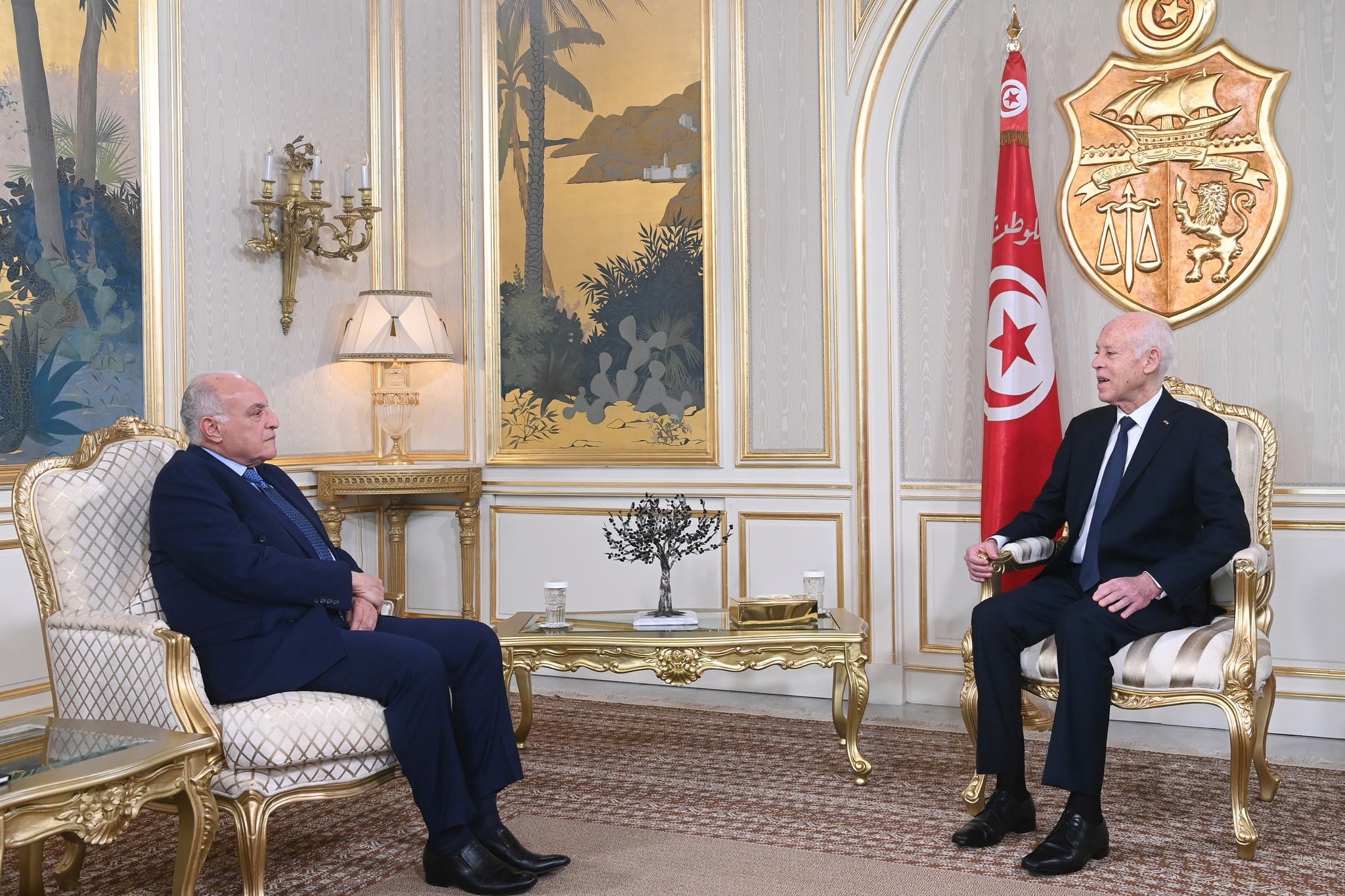 Tunisian President Receives Attaf at Carthage Palace