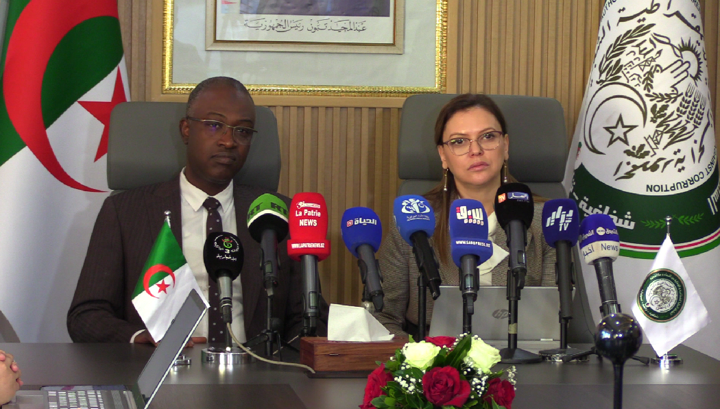 Training meeting for youth on enhancing the culture of reporting corruption