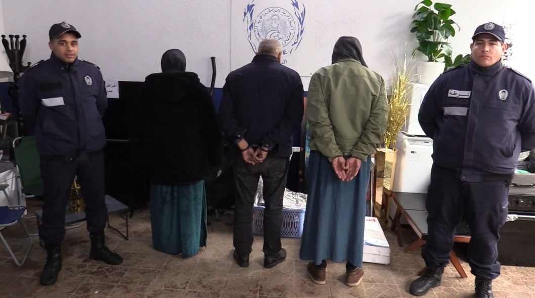 Home furniture thief and two accomplices arrested by Algiers police