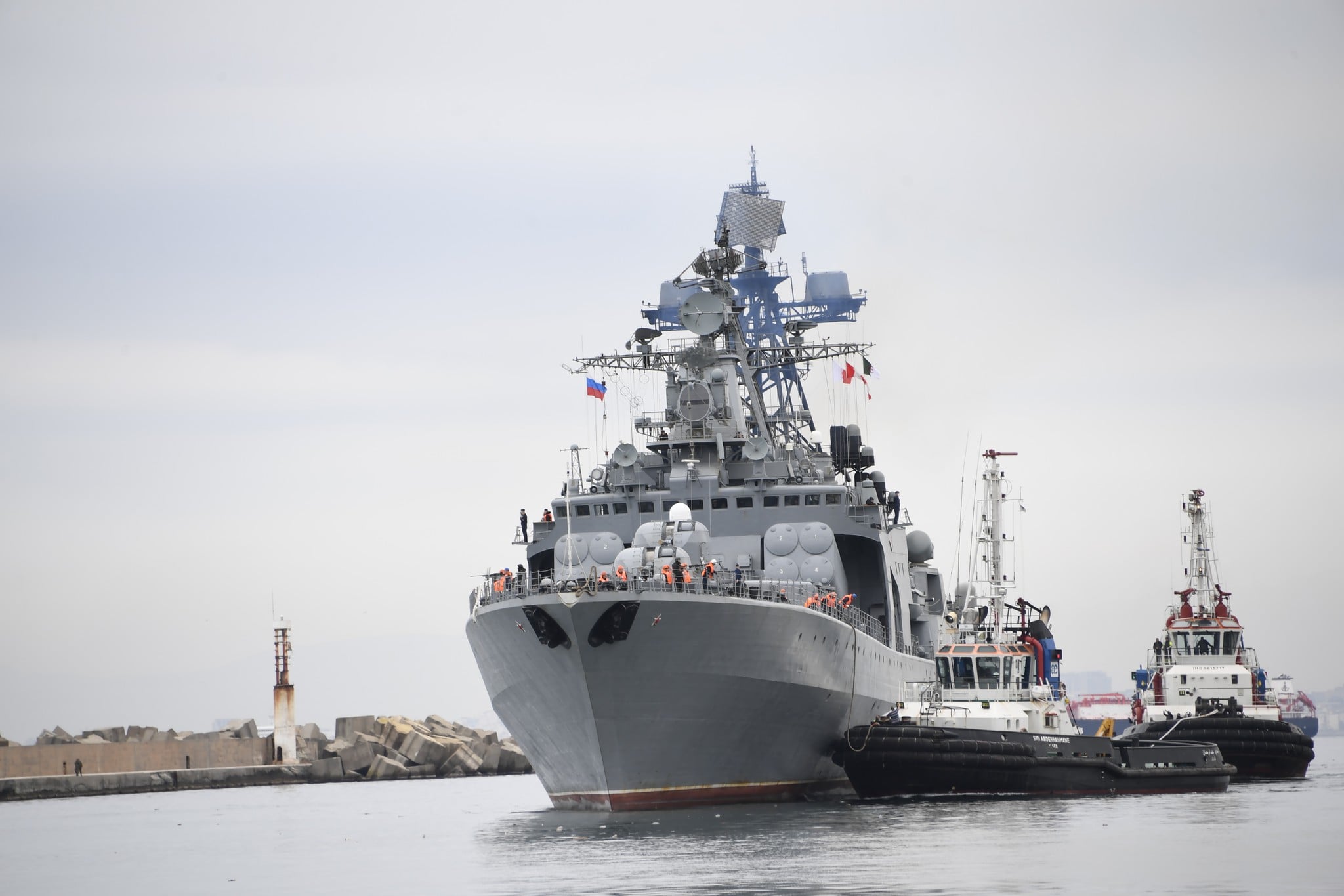 Russian Northern Fleet Ships Stop at the Port of Algiers