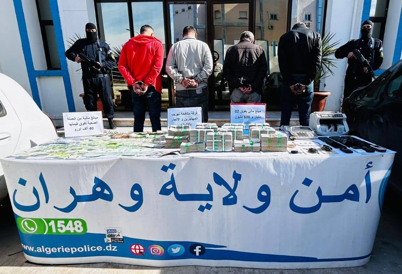 Dismantling of a criminal network specialized in organizing illegal migration trips