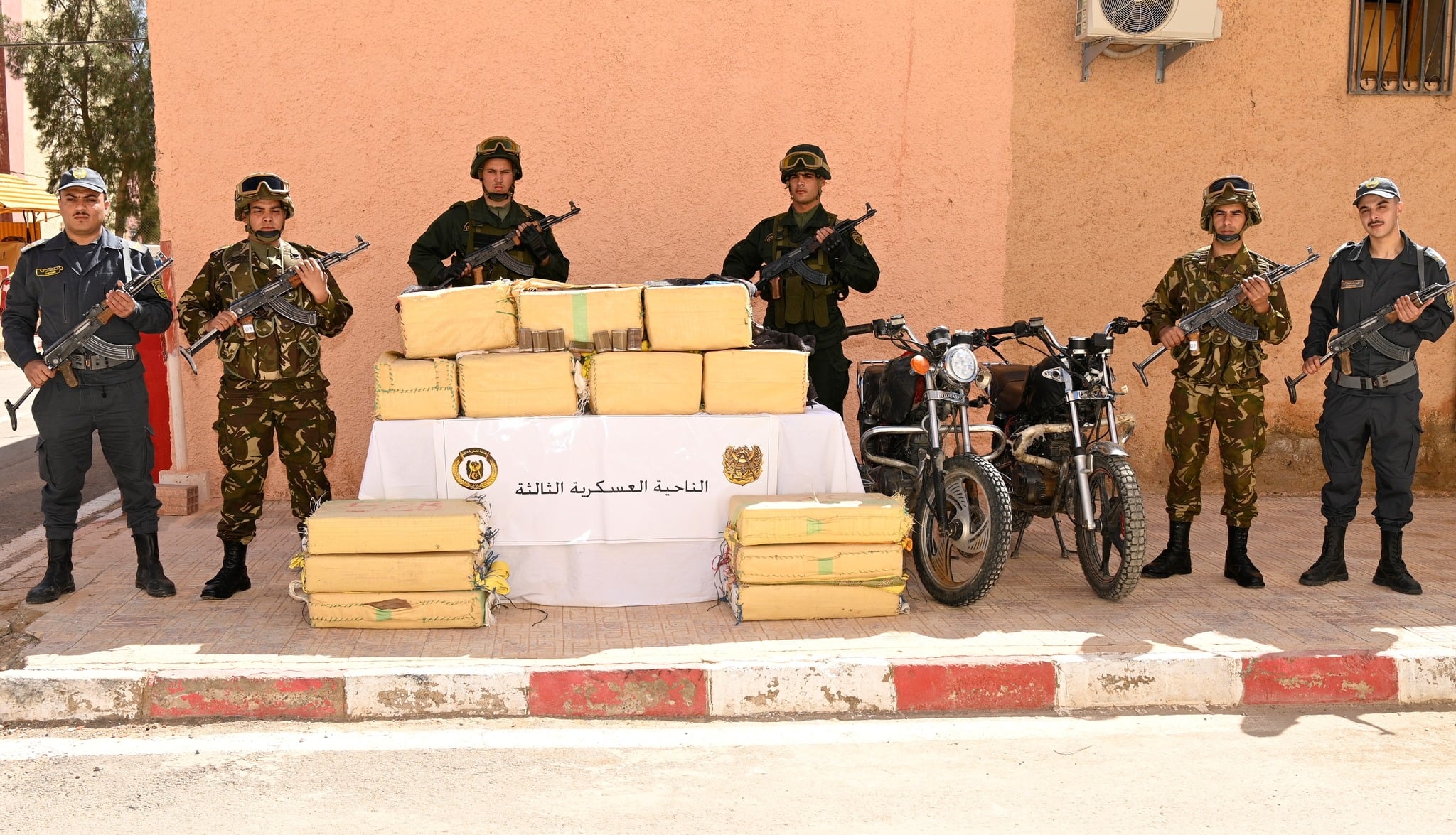 Attempt to smuggle over 10 quintals of cannabis across Morocco foiled