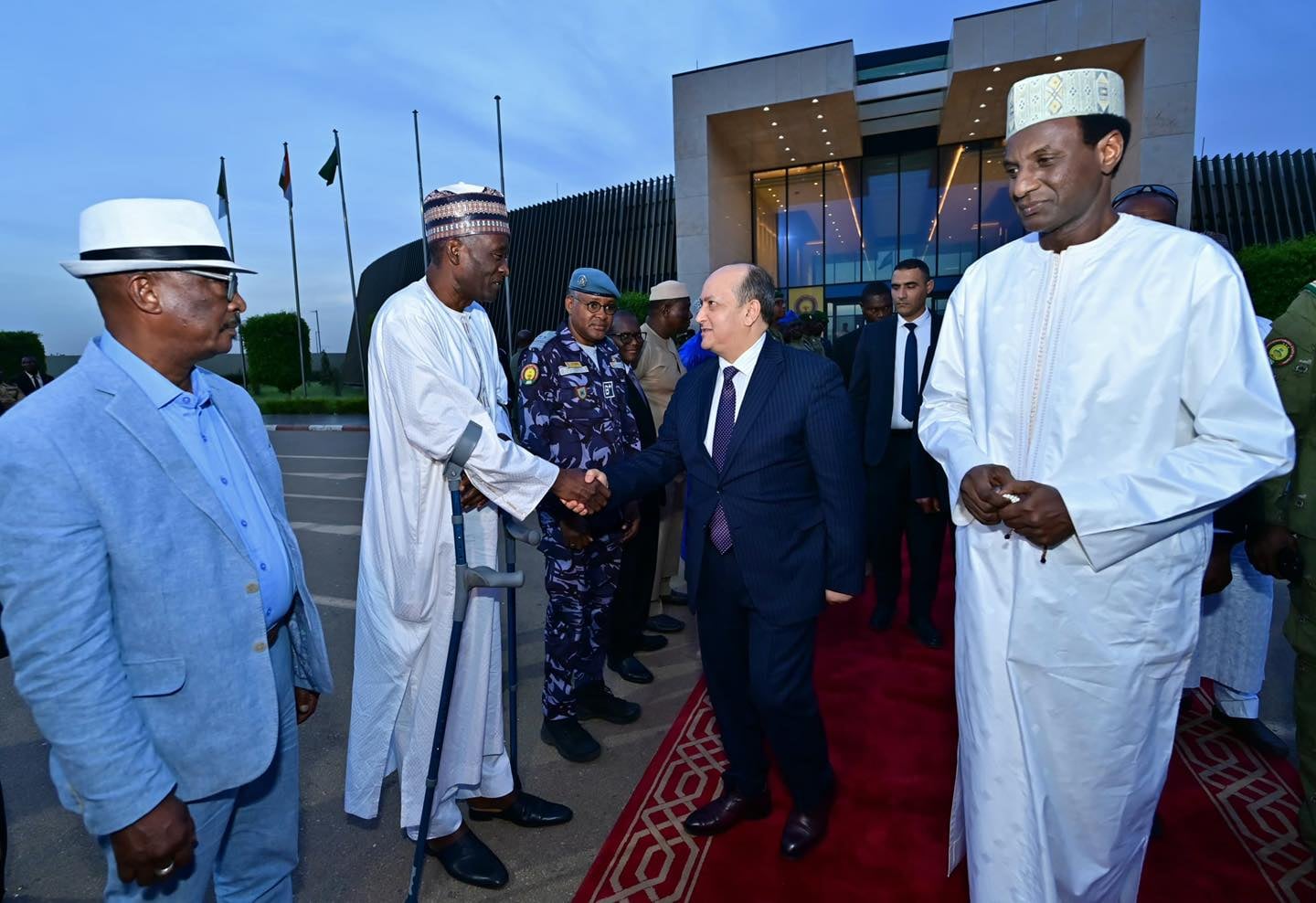 Prime Minister Saifi Gharib leaves Niger
