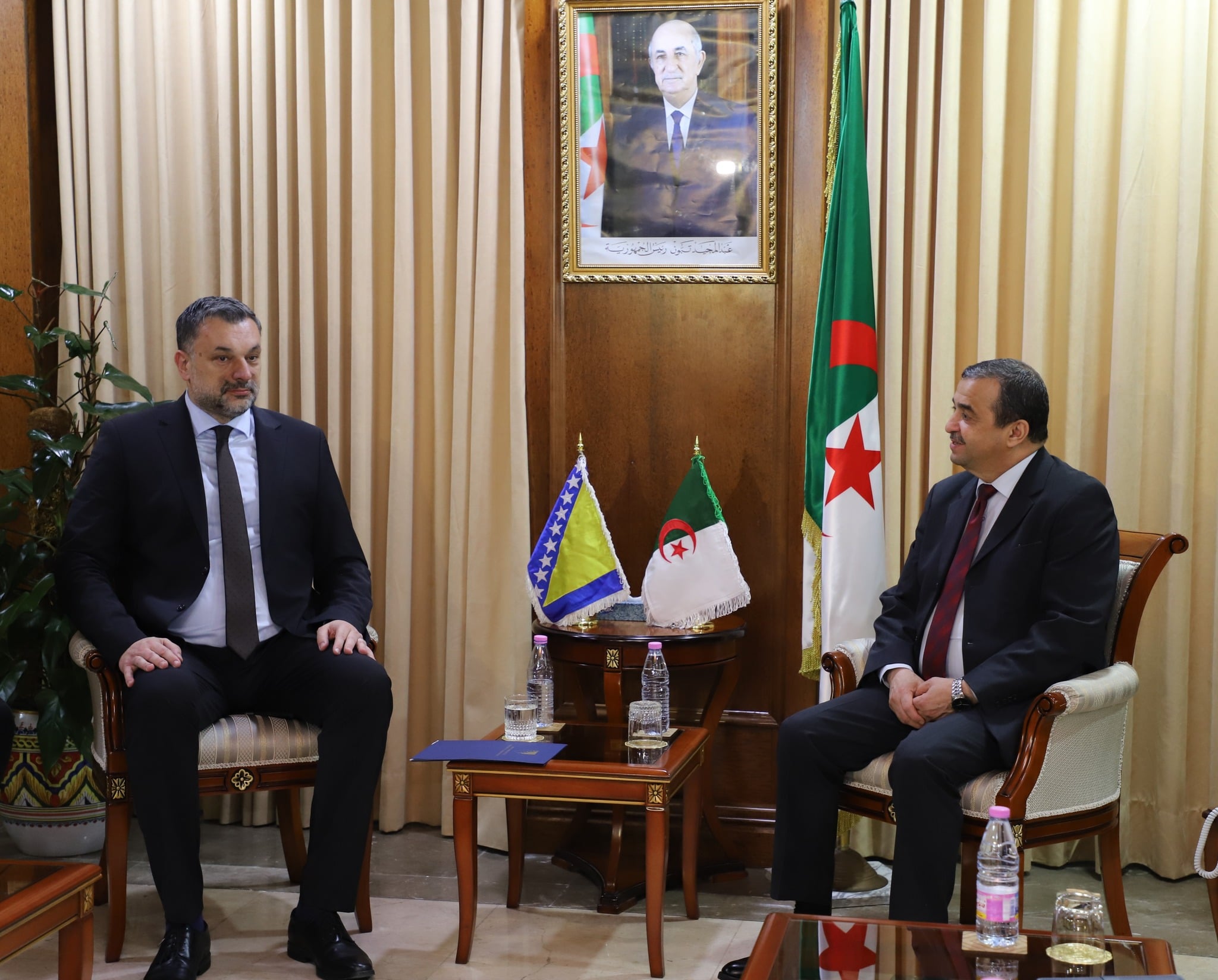 Algeria, Bosnia and Herzegovina Explore Strategic Partnership in Oil and Gas Sector