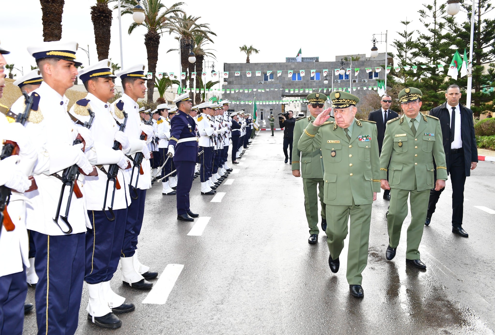 General Saïd Chanegriha Chairs Steering Council Meeting of the Higher War School