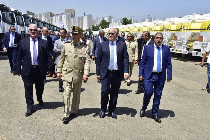 Algeria Delivers First Batch of Locally Produced Fuel Transport Trucks to Naftal