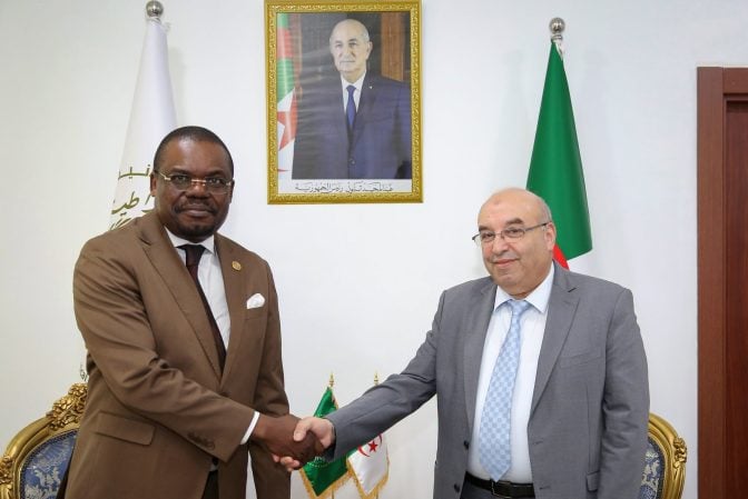 Algeria and Africa CDC Discuss Pharmaceutical Production and Health Sovereignty