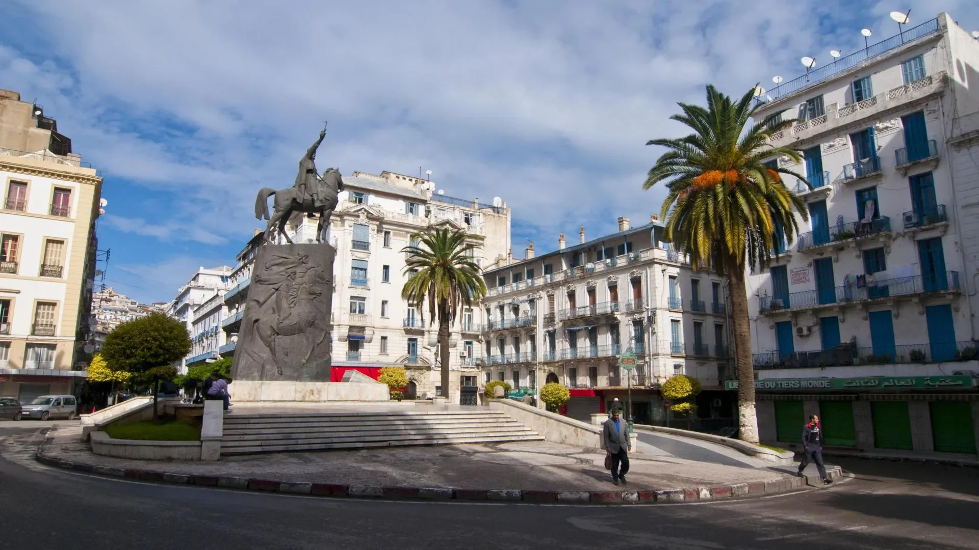 Russian Ambassador Solomatin Expects Direct Algiers-Moscow Flights