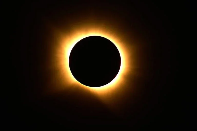 French Tour Operators Plan 2027 Solar Eclipse Journeys to Algeria