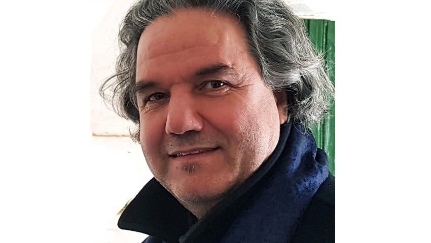 Poetry and Diverse Voices Shape Algerian National Identity