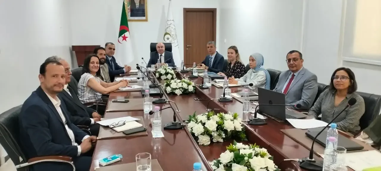 Minister Guideri Discusses National Drug Distribution with Pharmacists