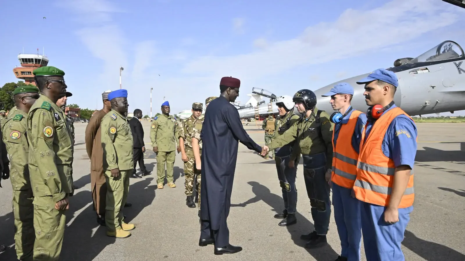SU-30 Fighter Jets, Tanker Arrive in Niger as Algerian Aid
