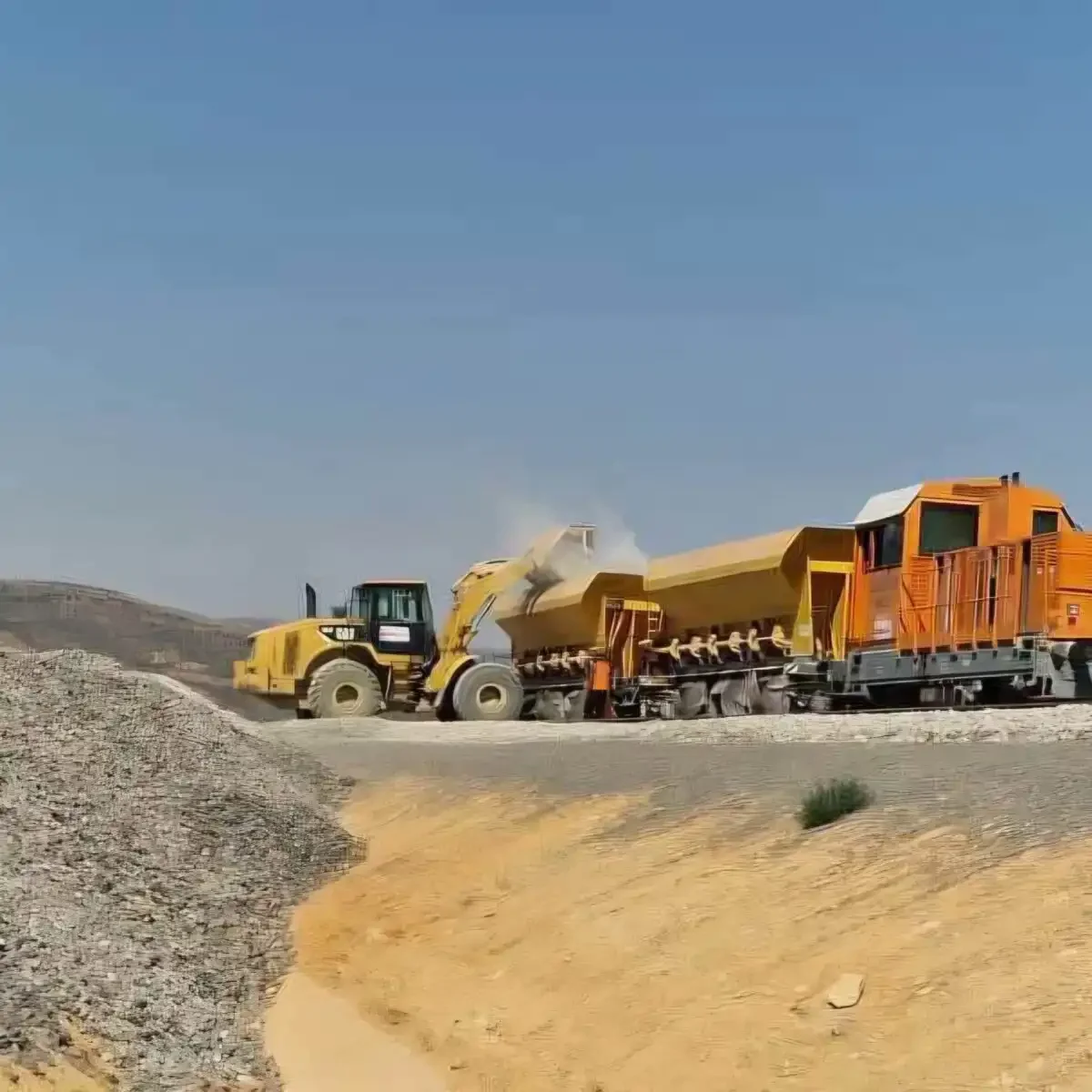 CRBC, Algerian Minister Agree East Mining Rail Emergency Plan