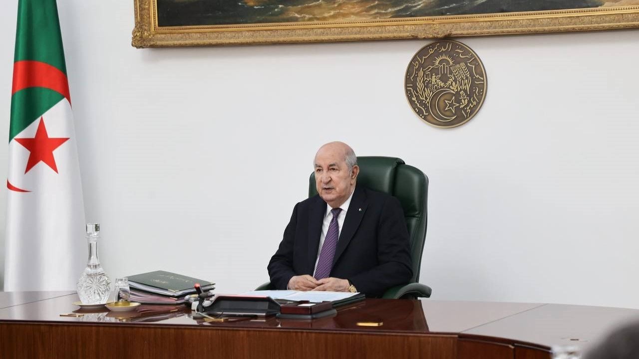 Tebboune Leads Cabinet Discussion on Civil Protection, Digital Link