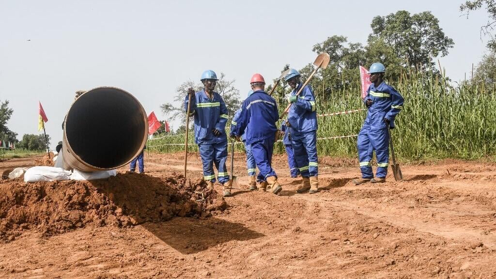 Trans-Saharan Gas Pipeline Progresses with Algerian Minister's Niger Visit