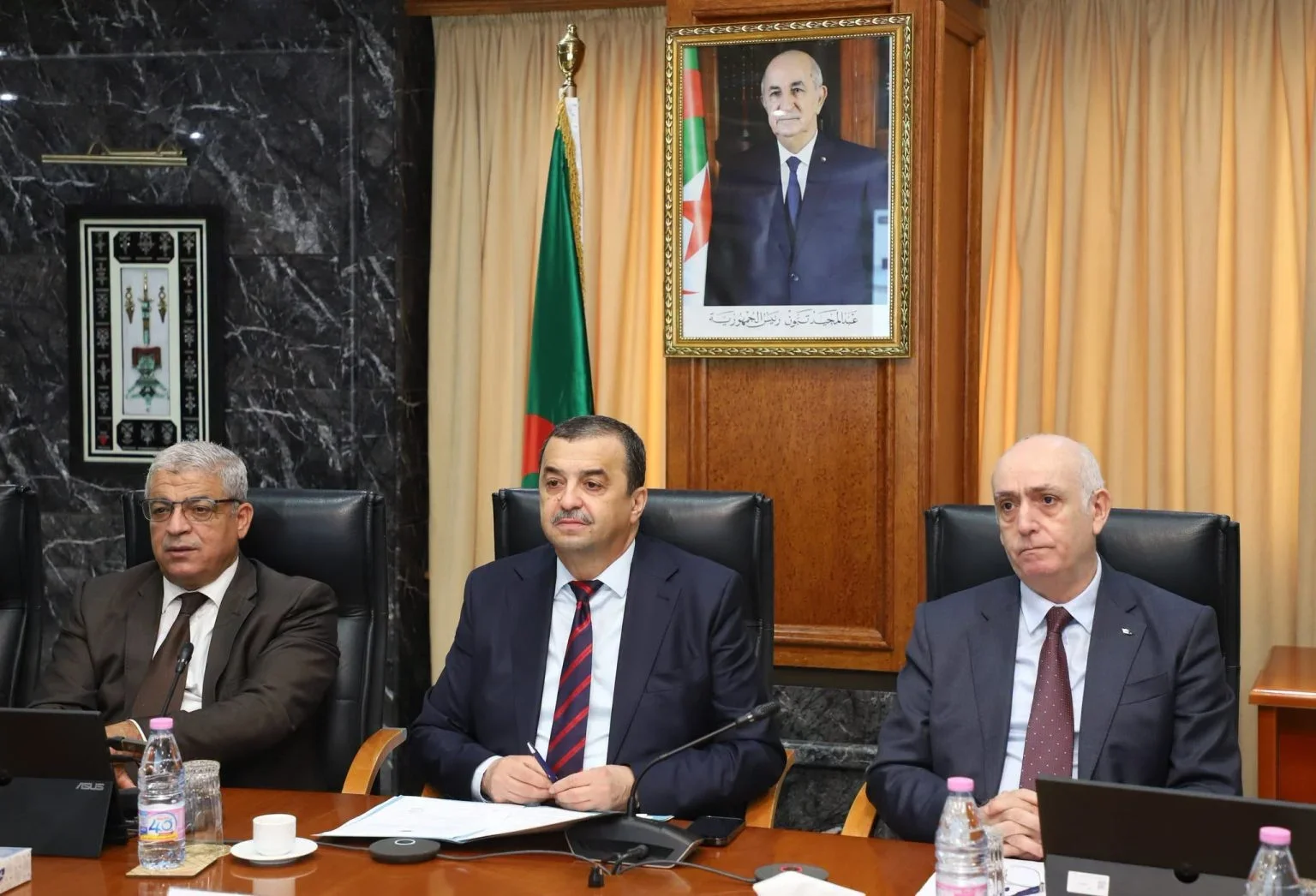 Bangladesh Requests 10 Annual LNG Cargoes from Algeria