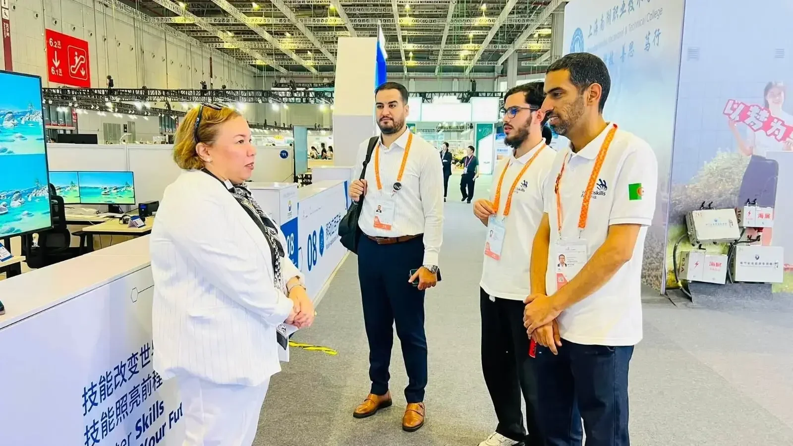 Minister Arhab Discusses Training Cooperation in Shanghai