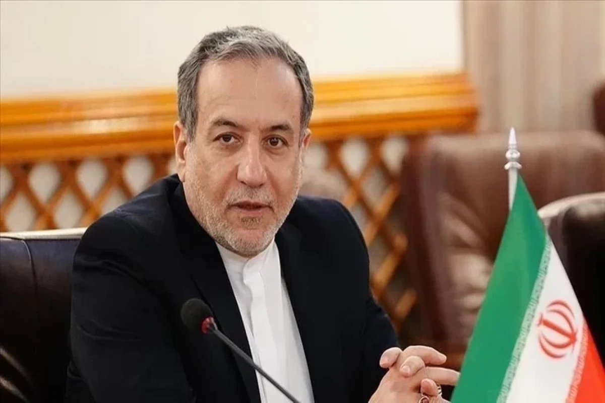 Iranian Foreign Minister Calls Out France on Algerian Past