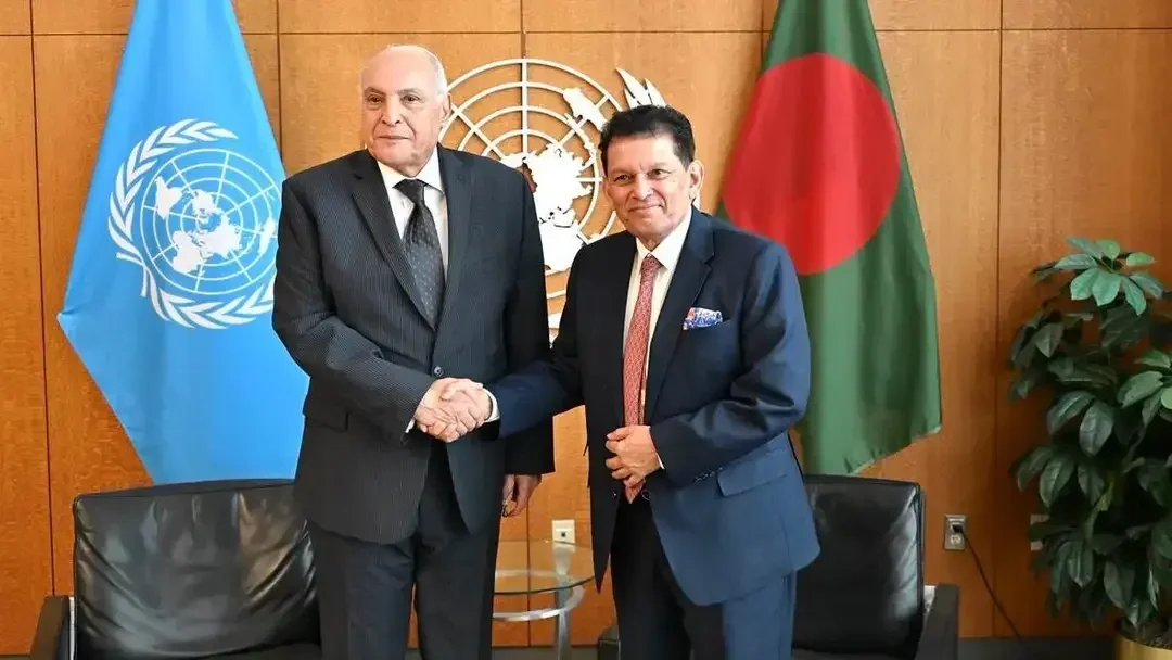 Minister Attaf Meets UN General Assembly President in New York