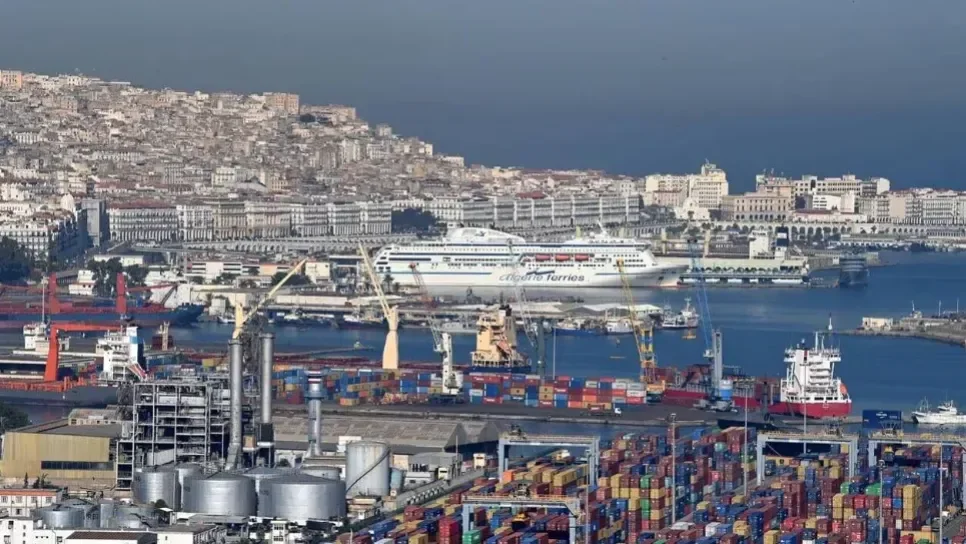 Foreign Trade Ministry Detects 1013 Operators with Shared Documents