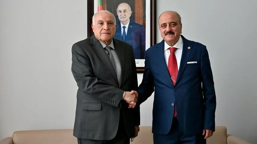 Tunisian, Algerian Ministers Discuss Accelerated Cooperation