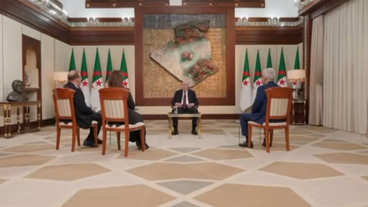 Tebboune Dialogues with Media on National, International Matters