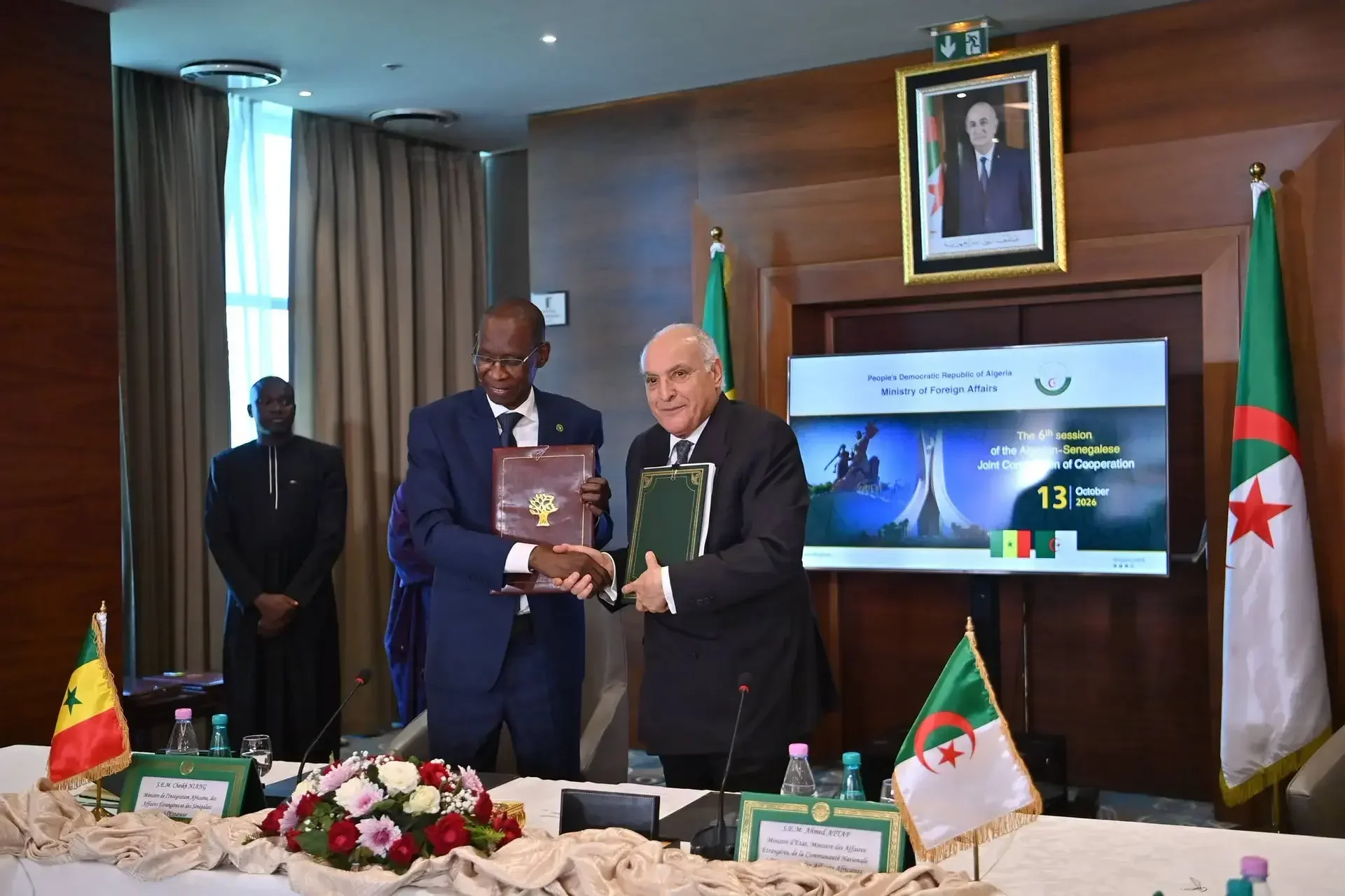 Algiers, Dakar Emphasize Regional Peace, Security Consultation