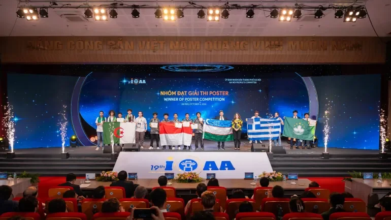 Hanoi Olympiad Honors Algeria for Best Astronomy Poster