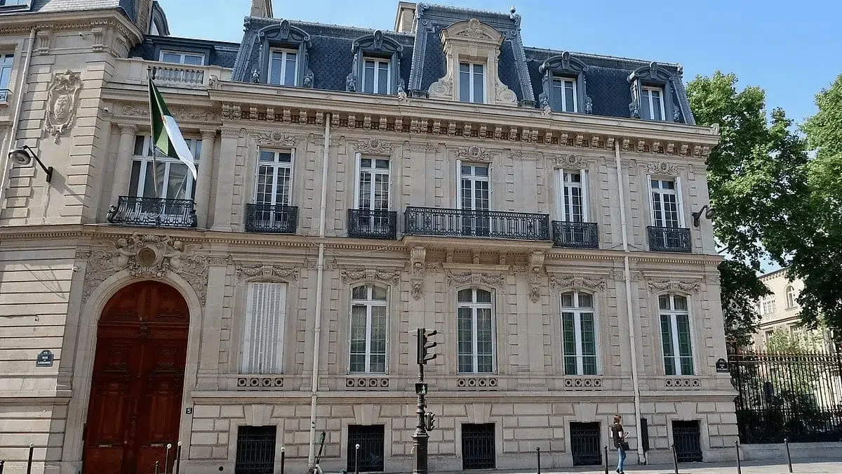 Paris Embassy Launches Arabic Teacher Recruitment Drive