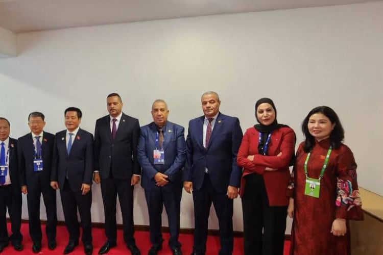 Vietnamese Vice-President Meets Algerian Parliamentary Delegation