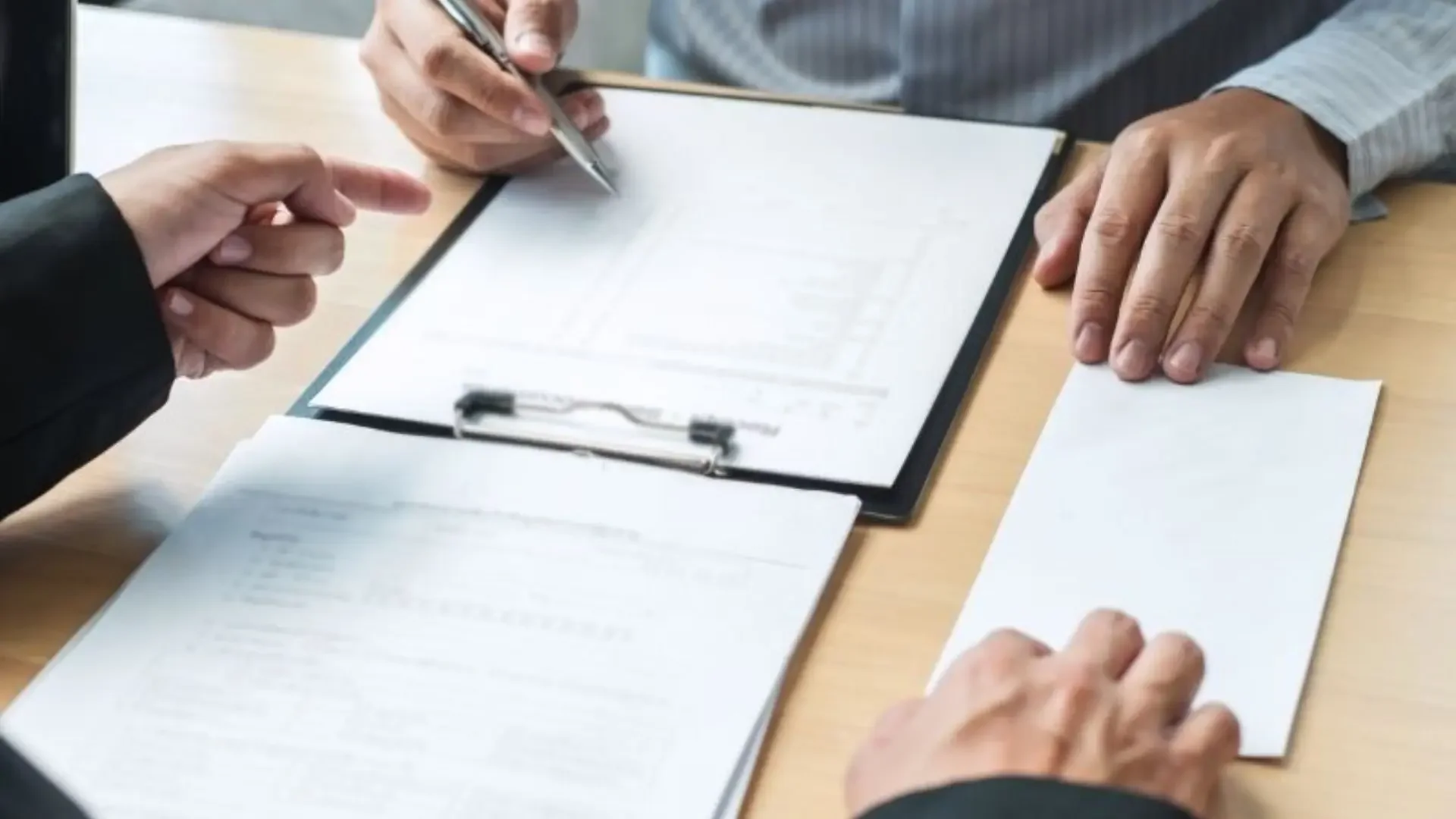 Project Law of Finances 2027 Forecasts 125,675 Public Sector Recruitments