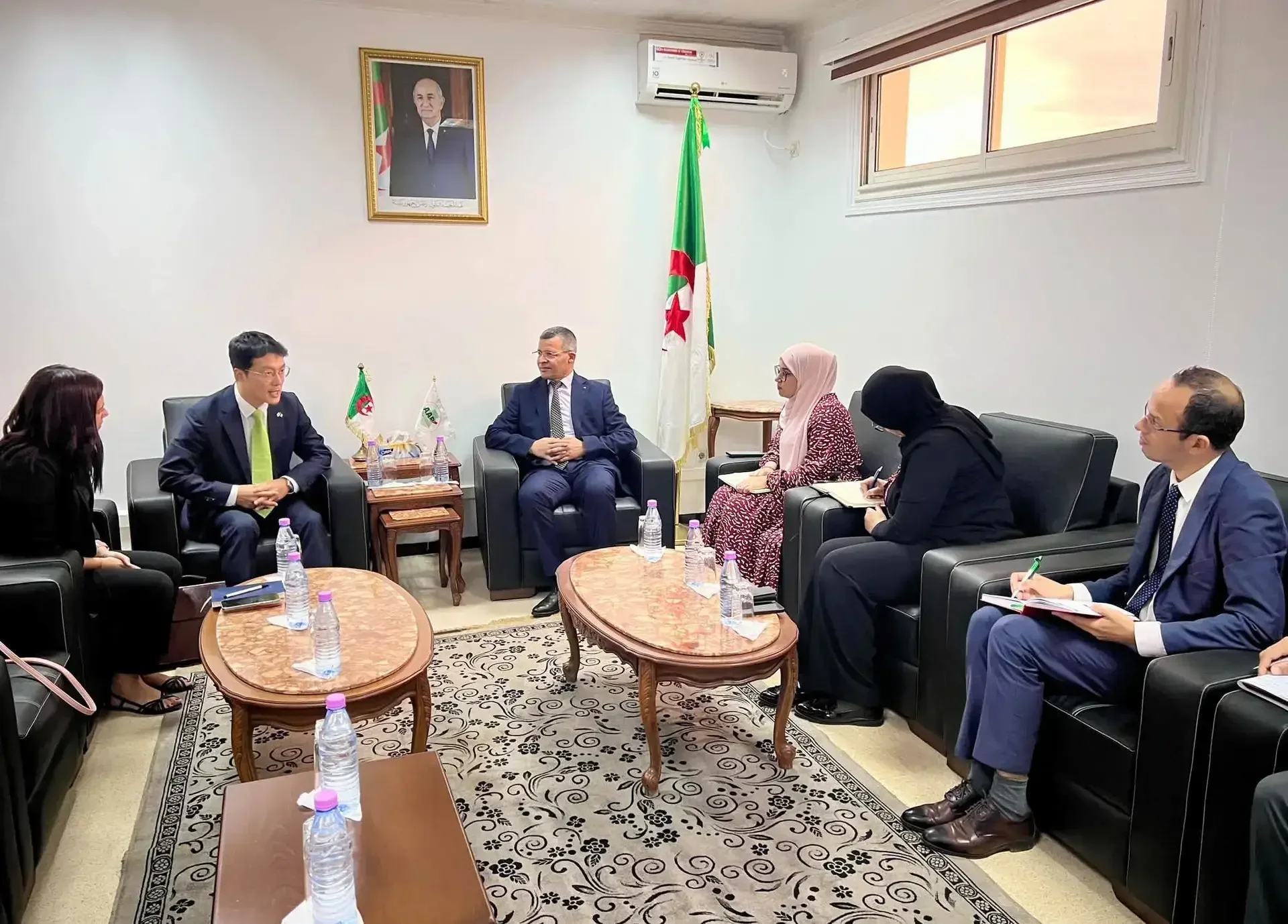 Algiers Hosts Economic Forum for South Korea Investment