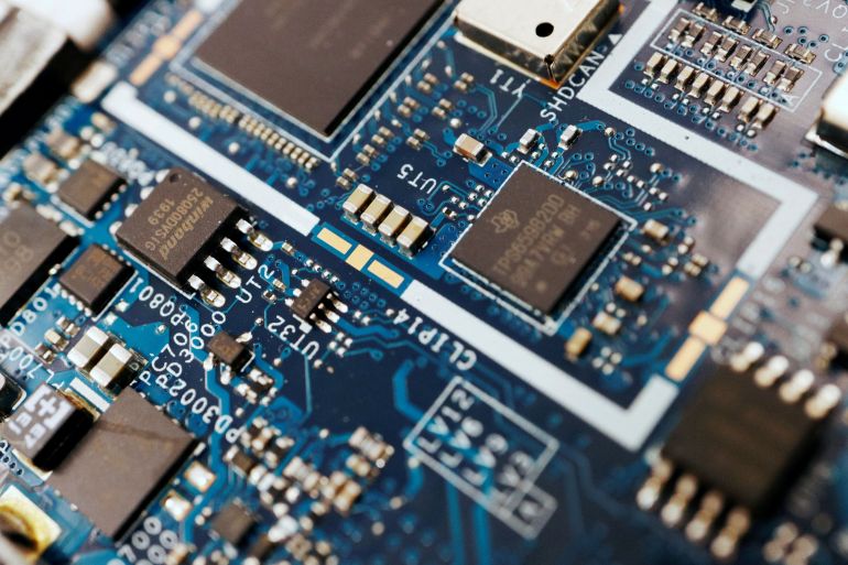 Dutch Government Approves Chip Company Sale
