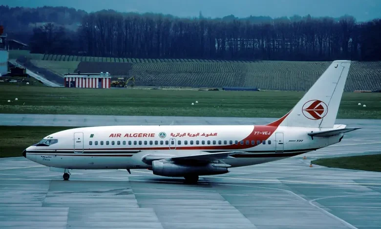 Air_Algerie_Boeing_737-200_Marmet-1