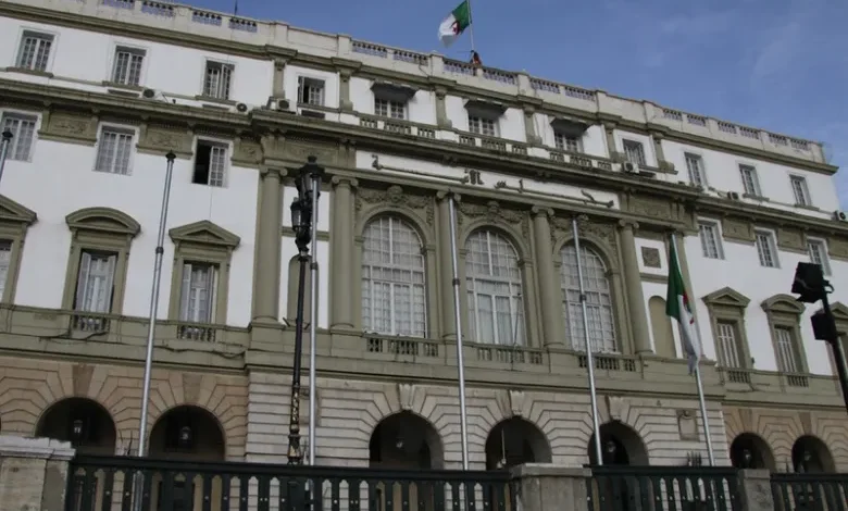 Public Session at the Council of the Nation for Oral Questions