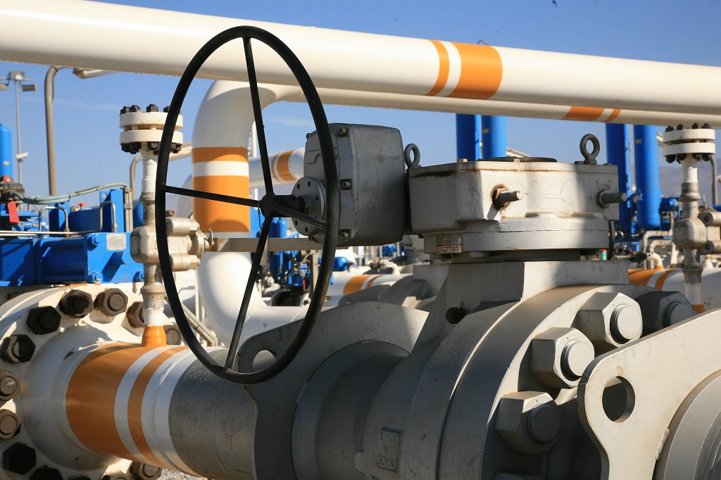 Nation's Gas Output Grows 4.2% in First Half