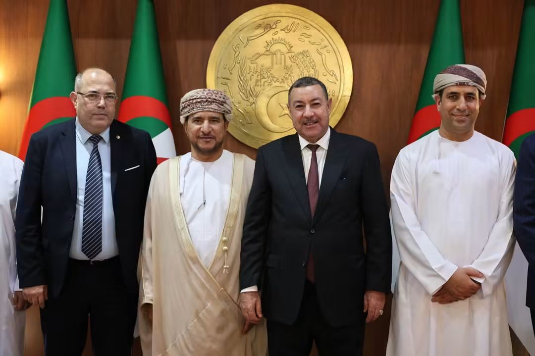 Interior Minister Sayoud, Omani Ambassador Discuss Transport Cooperation Expansion